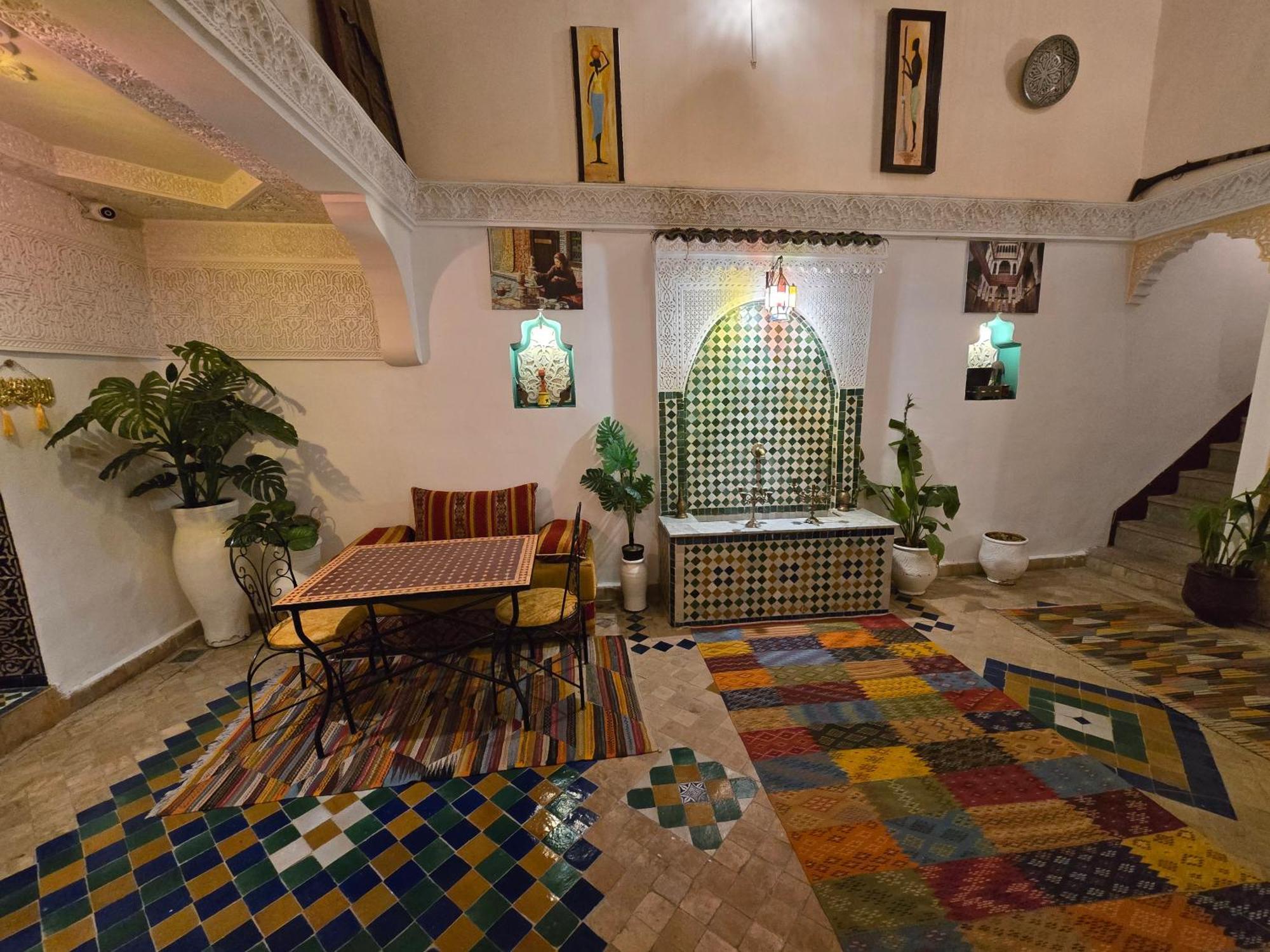 مبيت وإفطار Dar Khmissa فاس المظهر الخارجي الصورة