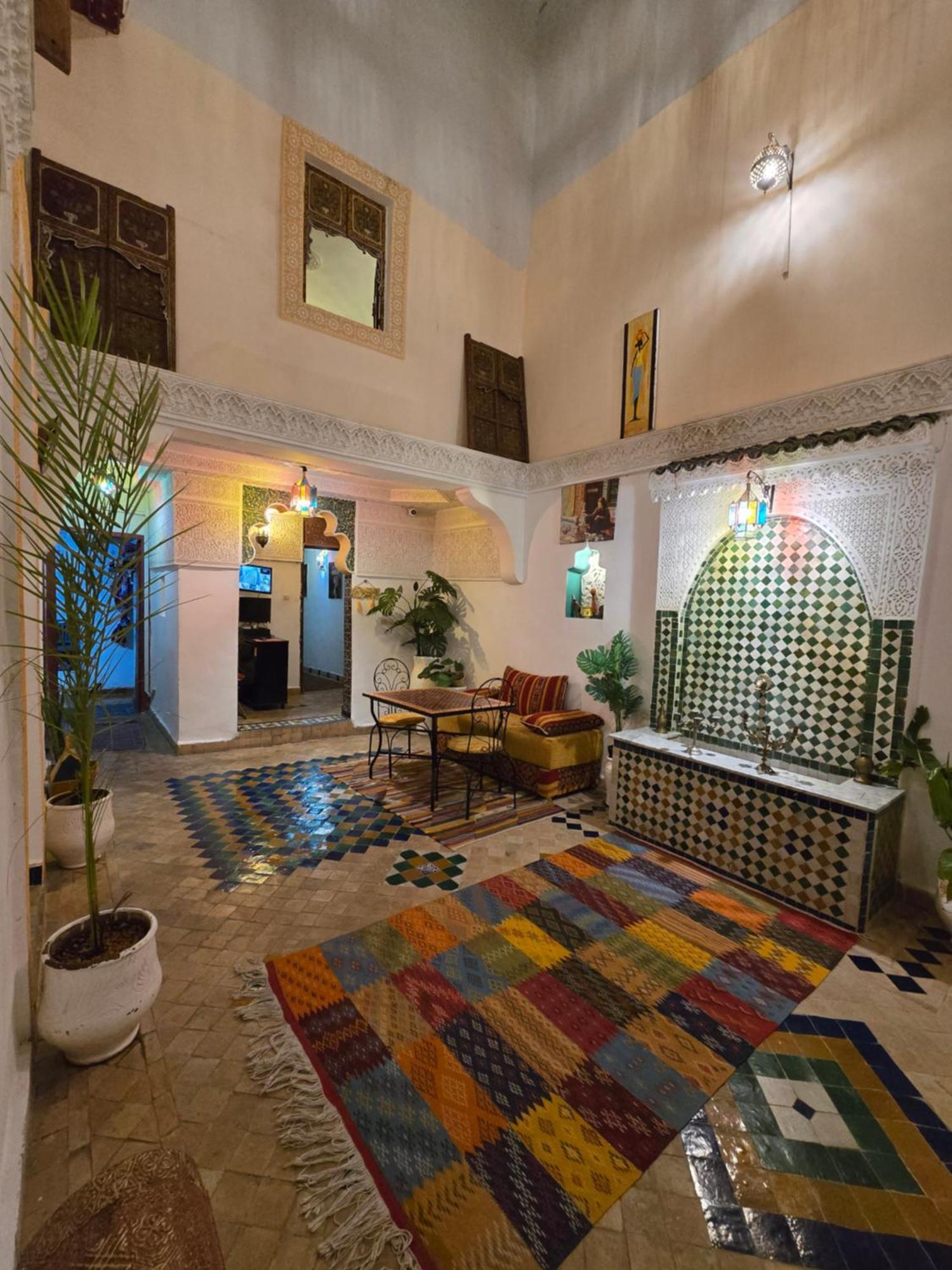مبيت وإفطار Dar Khmissa فاس المظهر الخارجي الصورة