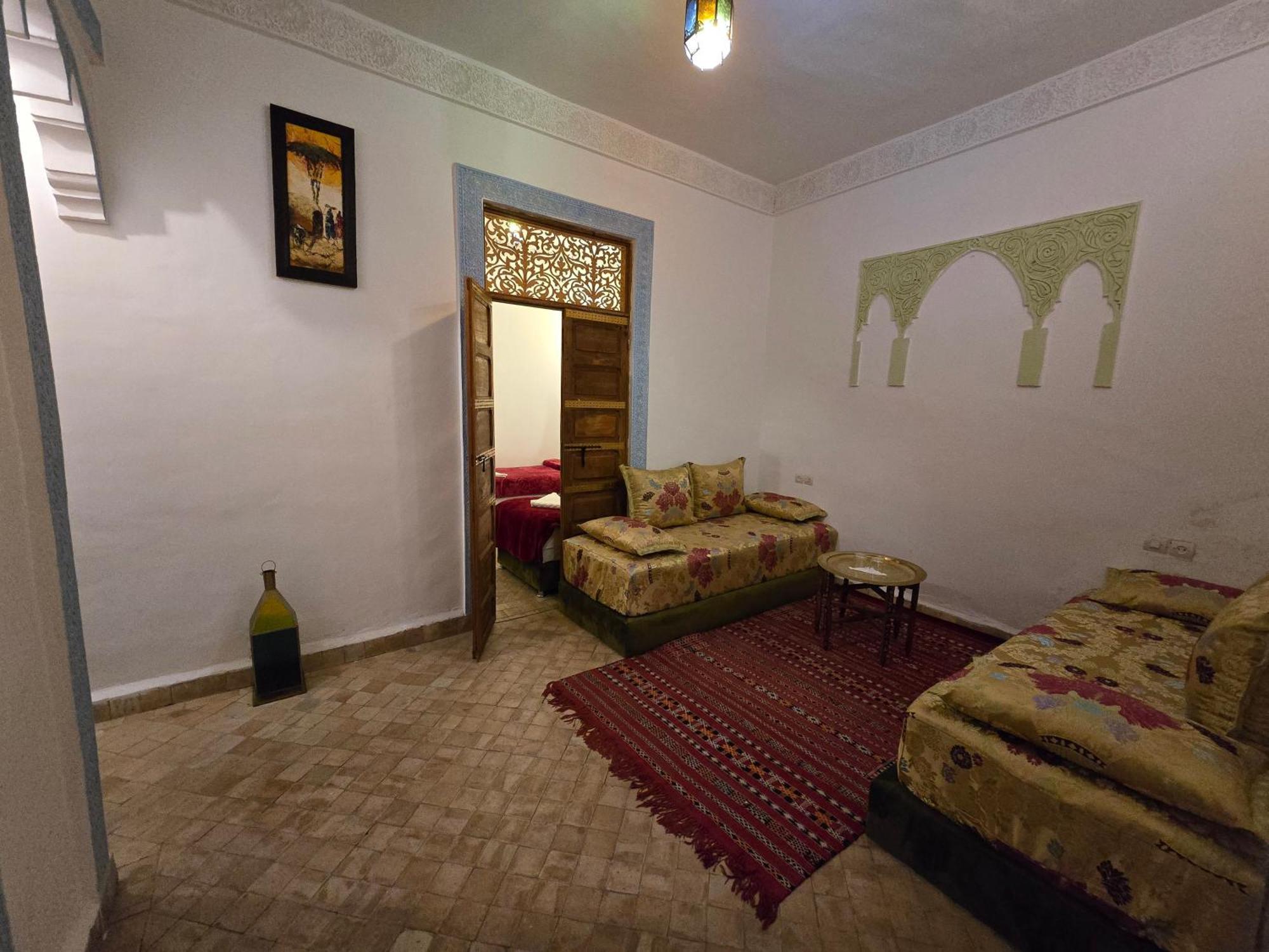 مبيت وإفطار Dar Khmissa فاس المظهر الخارجي الصورة